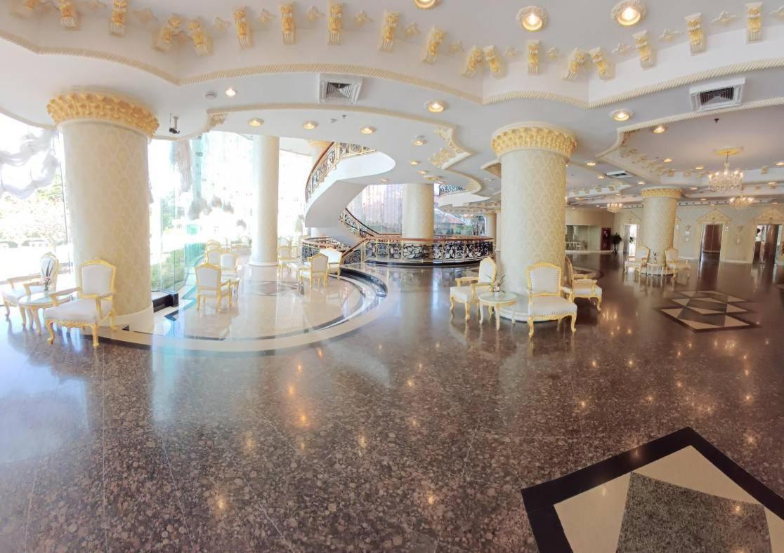 Adriatic Palace Hotel Паттайя Экстерьер фото