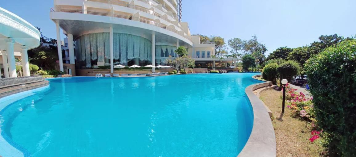 Adriatic Palace Hotel Паттайя Экстерьер фото