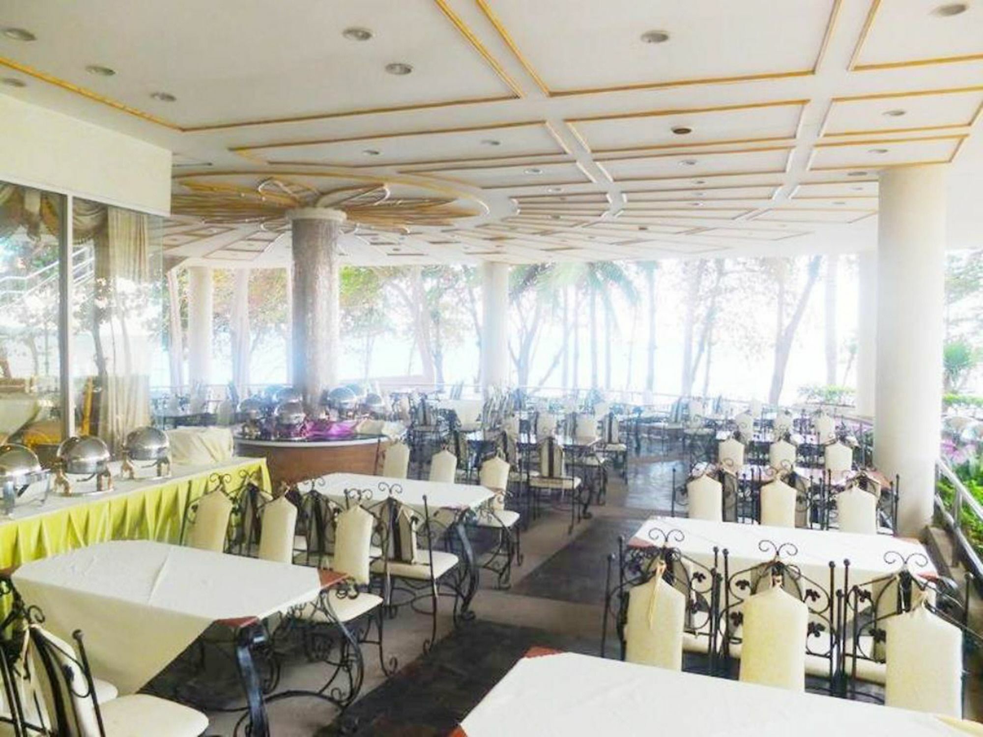 Adriatic Palace Hotel Паттайя Экстерьер фото